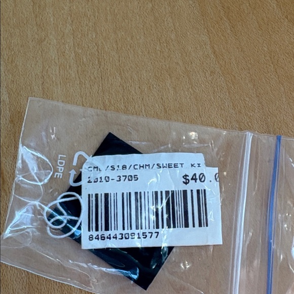 Chamilia Sweet Kiss charm - Picture 6 of 7